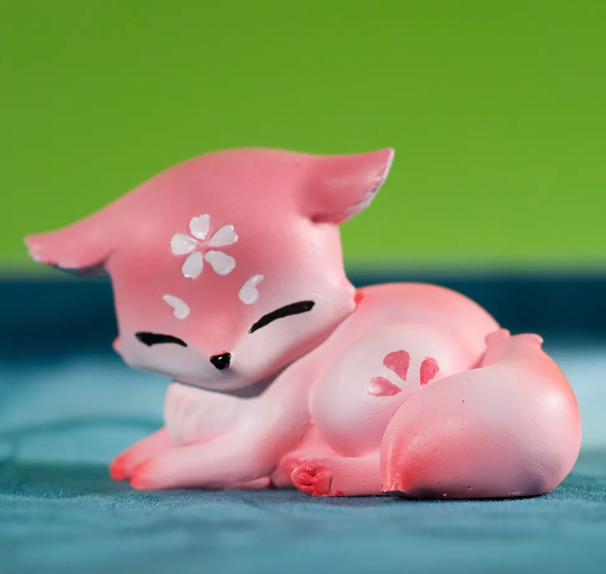 Genshin Impact: Yae Miko Ceramic Statue