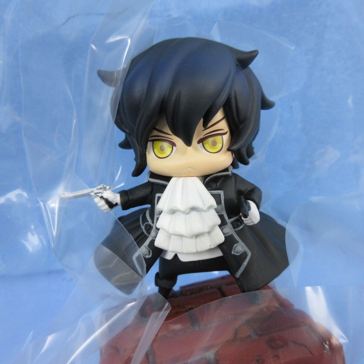 Pandora Hearts Gilbert Nightray Figure Exclusive/Rare 2013