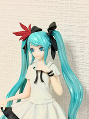 NO BOX Vocaloid Sega Hatsune Miku Project DIVA MEGA39's Luminasta "Supreme" Figure