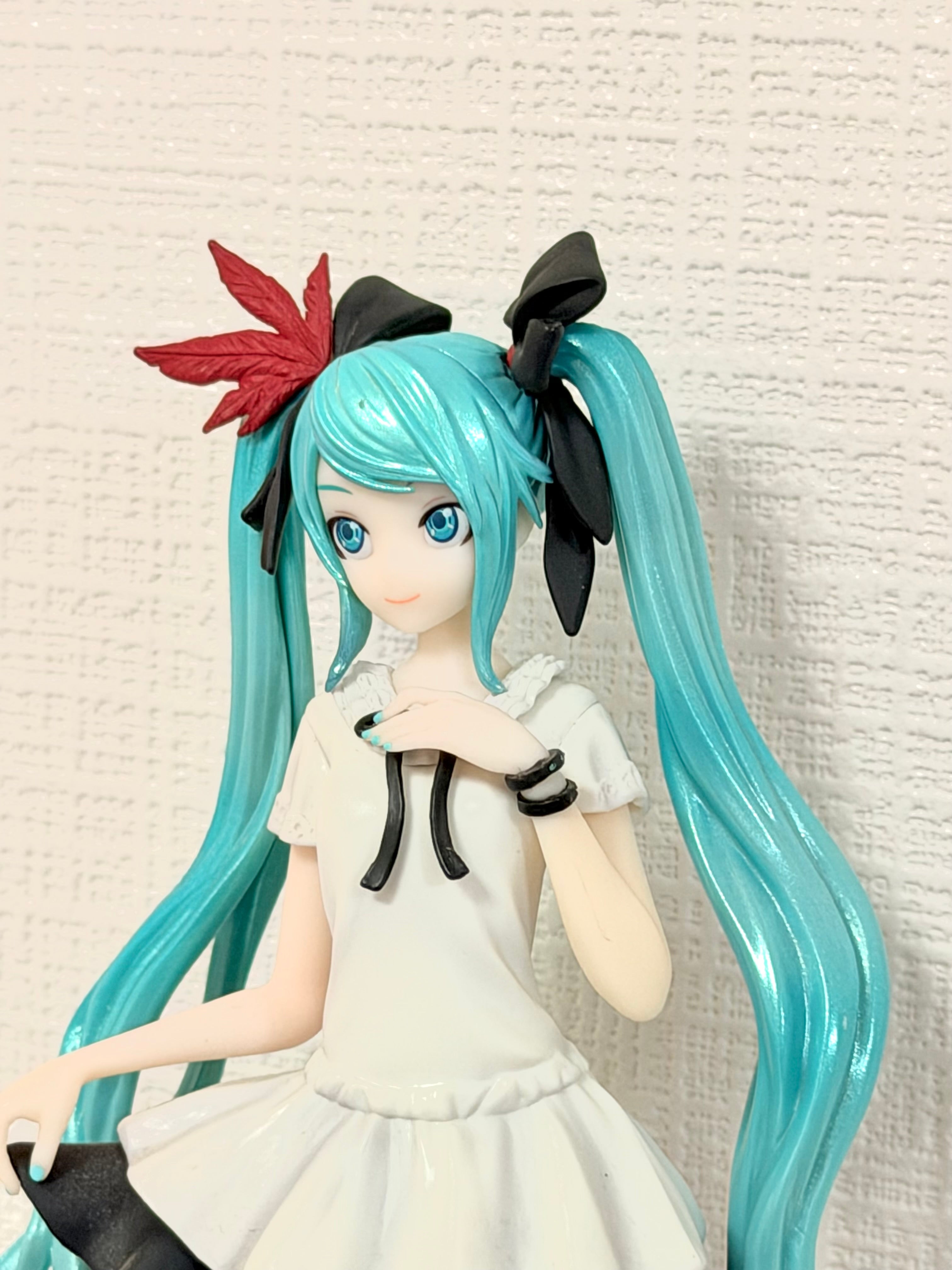 NO BOX Vocaloid Sega Hatsune Miku Project DIVA MEGA39's Luminasta "Supreme" Figure