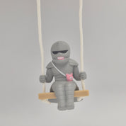 Chiikawa Yoroi-San Buranko Character Mini Gashapon