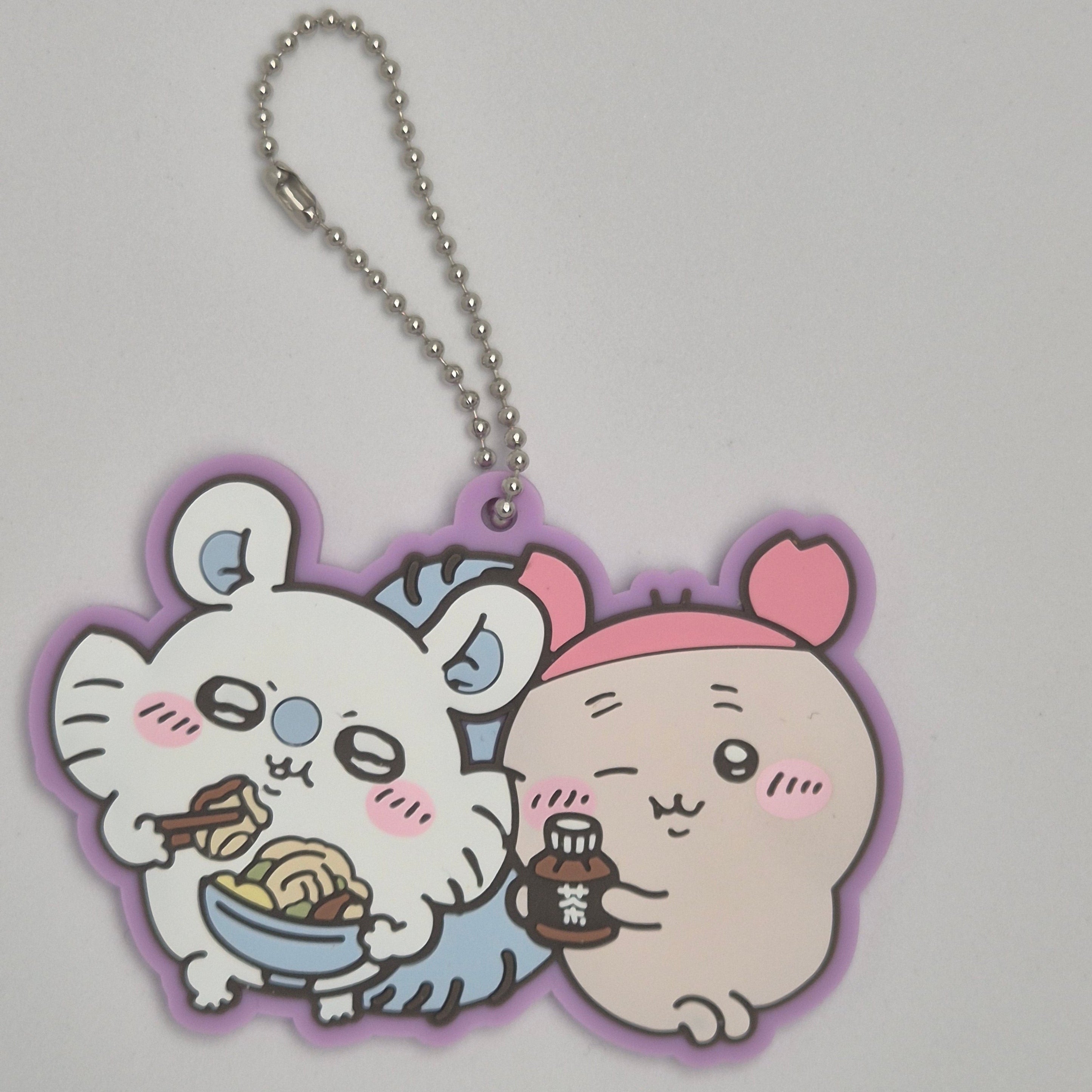 Chiikawa Ichiban Kuji Eating Ramen With Everybody Rubber Keychain