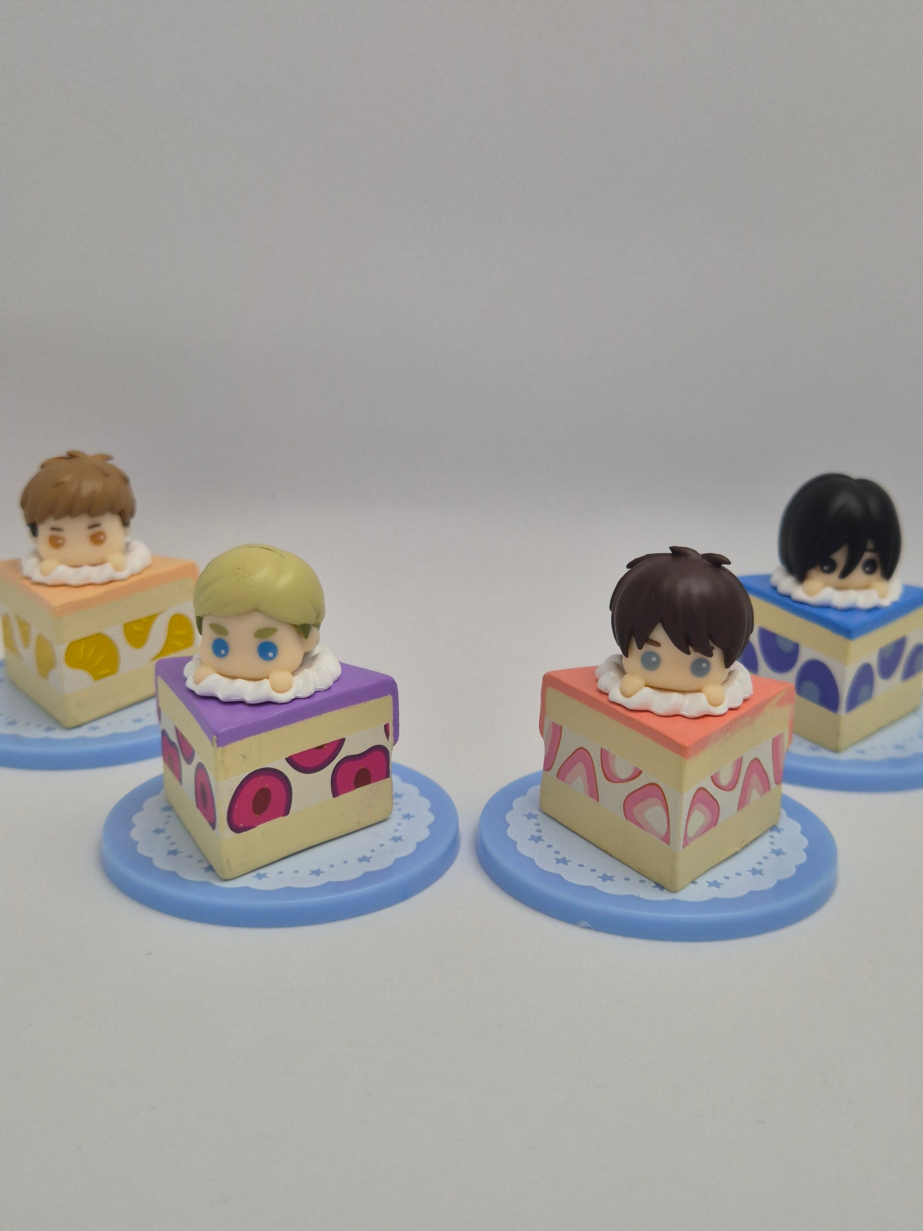 Attack On Titan Cake Gachapon Series