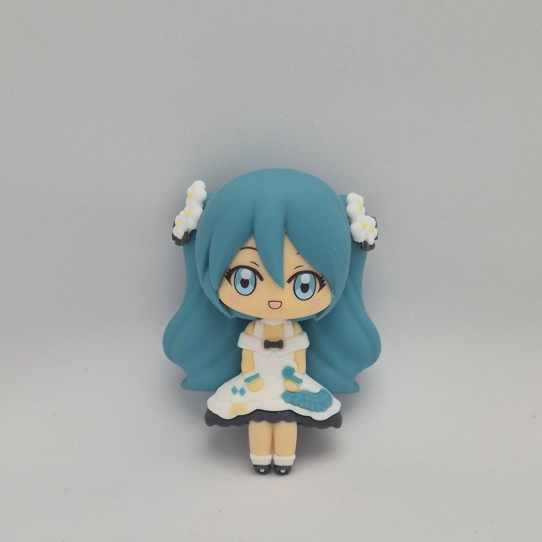 Hatsune Miku Vocaloid 16th Anniversary figure Gashapon