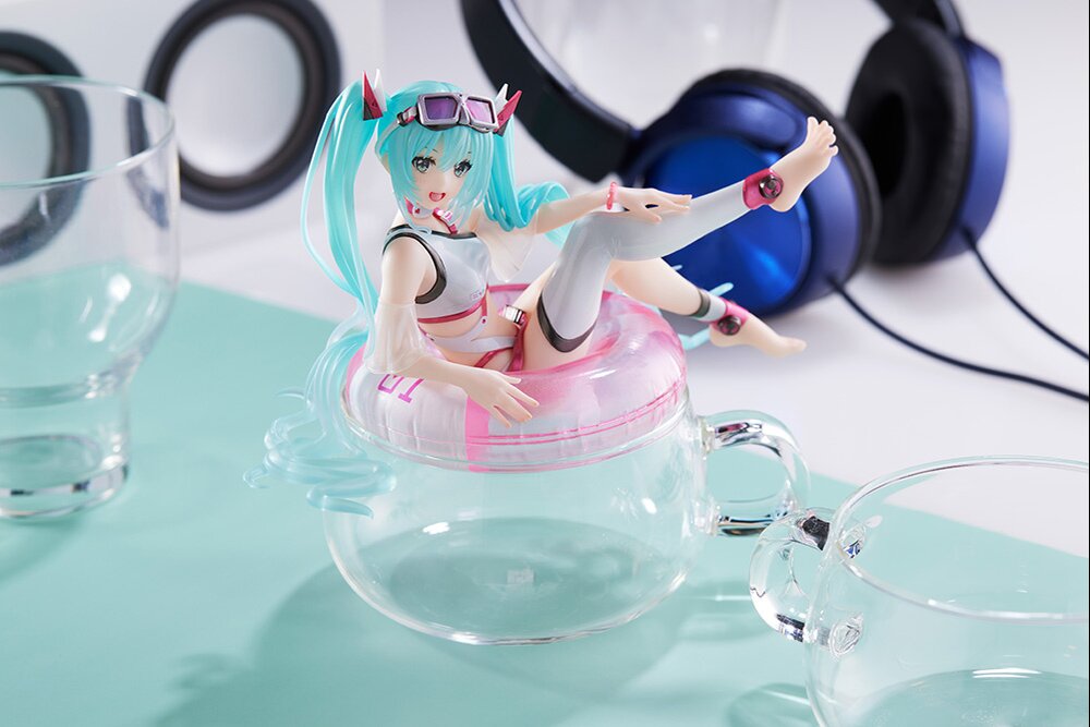OPEN BOX Vocaloid Hatsune Miku Aqua Float figure