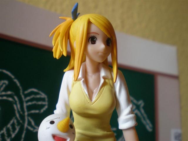 Fairy Tail - Lucy Hearfilia - Sunday x Magazine 50th Anniversary Collaboration Figure Set: St. Sunmaga Academy 3rd Period Lucy Heartfilia RARE
