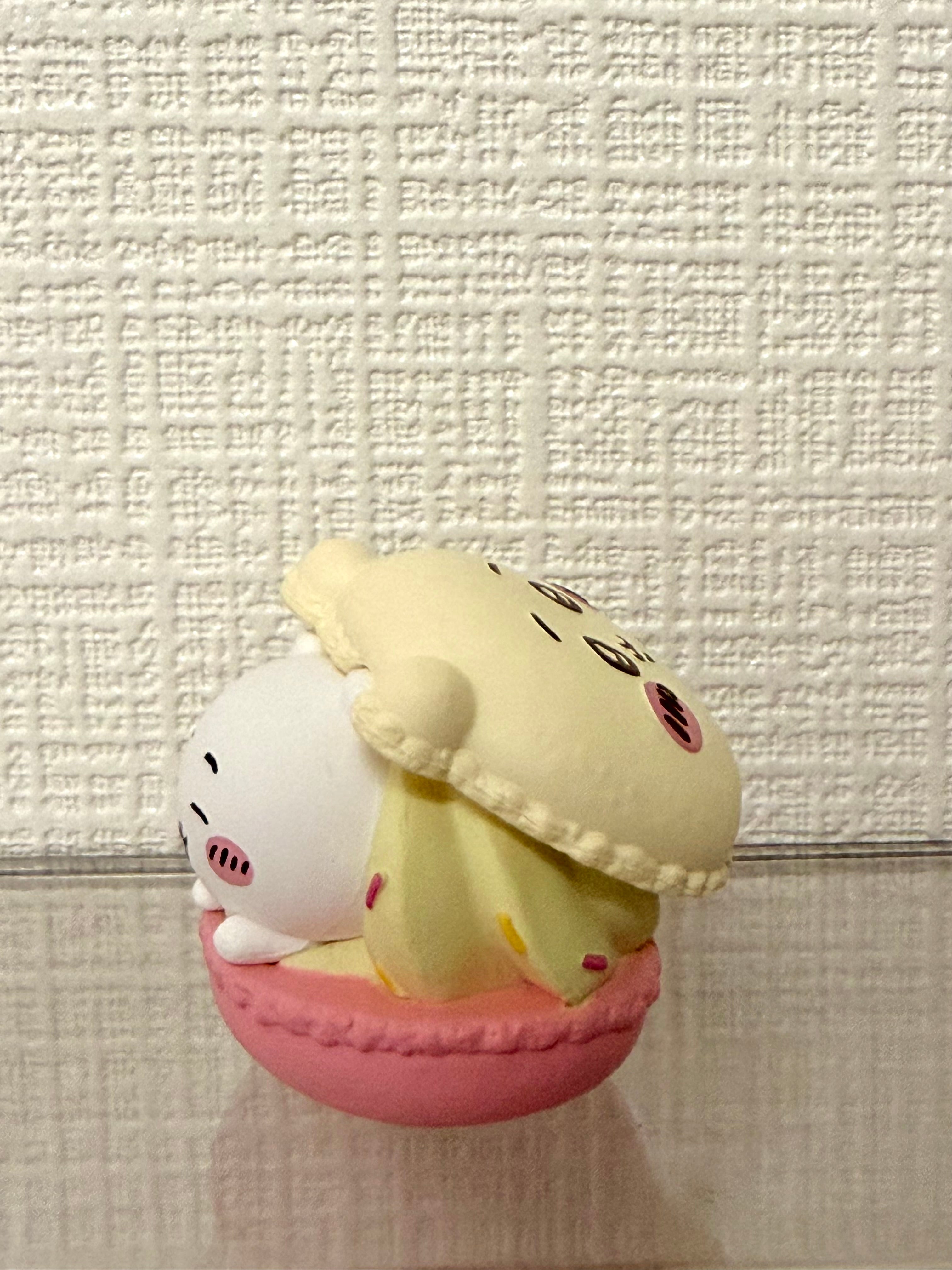 Chiikawa Macaron Official Mini Gashapon Figure JP 263101