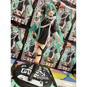 OPEN BOX Hatsune Miku - Wonderland Figure Fashion Punk Version
