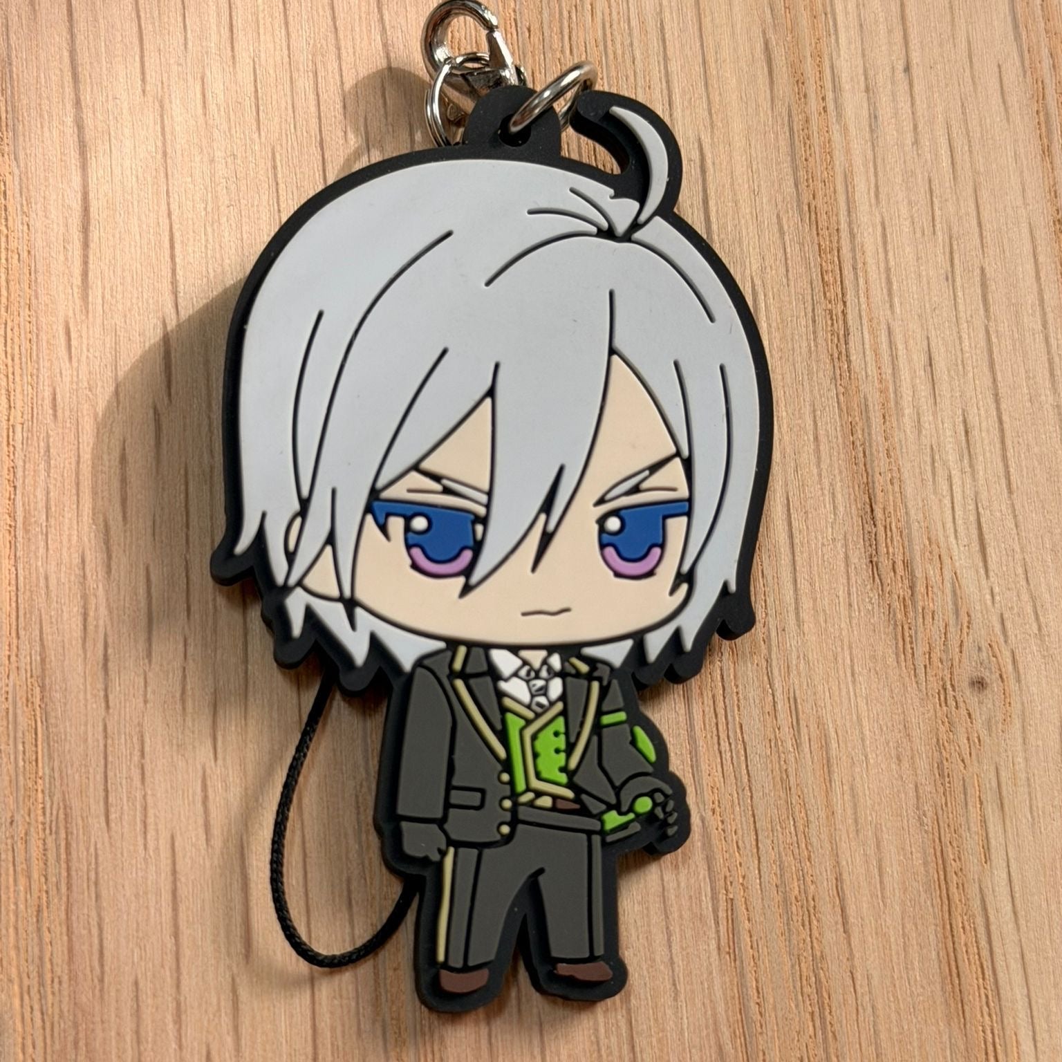 Twisted Wonderland Silver Strap rubber keychain by Bandai