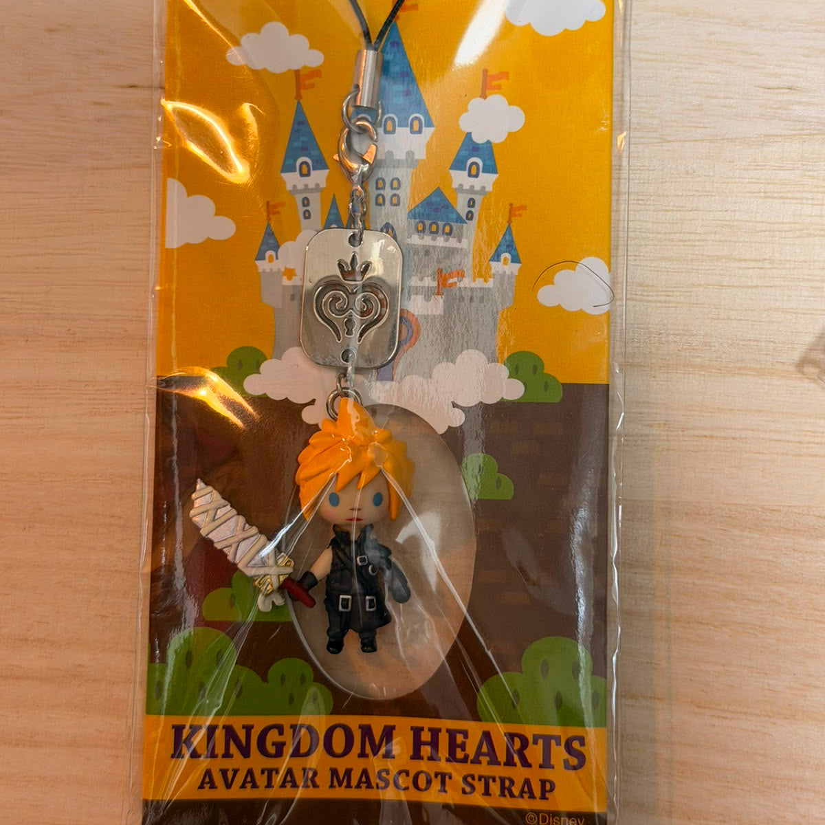 Enix Kingdom Hearts Cloud Strife mini figurine strap keychain V2