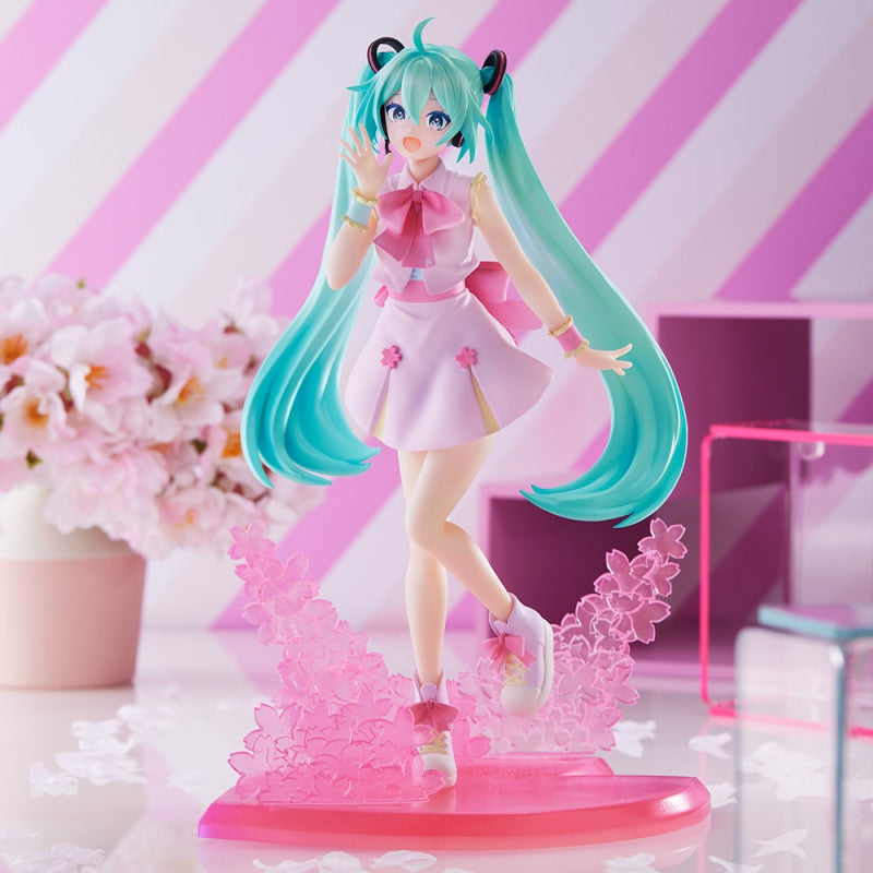 Vocaloid: Hatsune Miku Spring Version Figure by SEGA