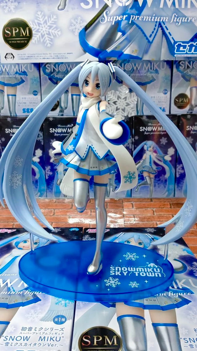 Vocaloid Hatsune Miku Snow Version figure