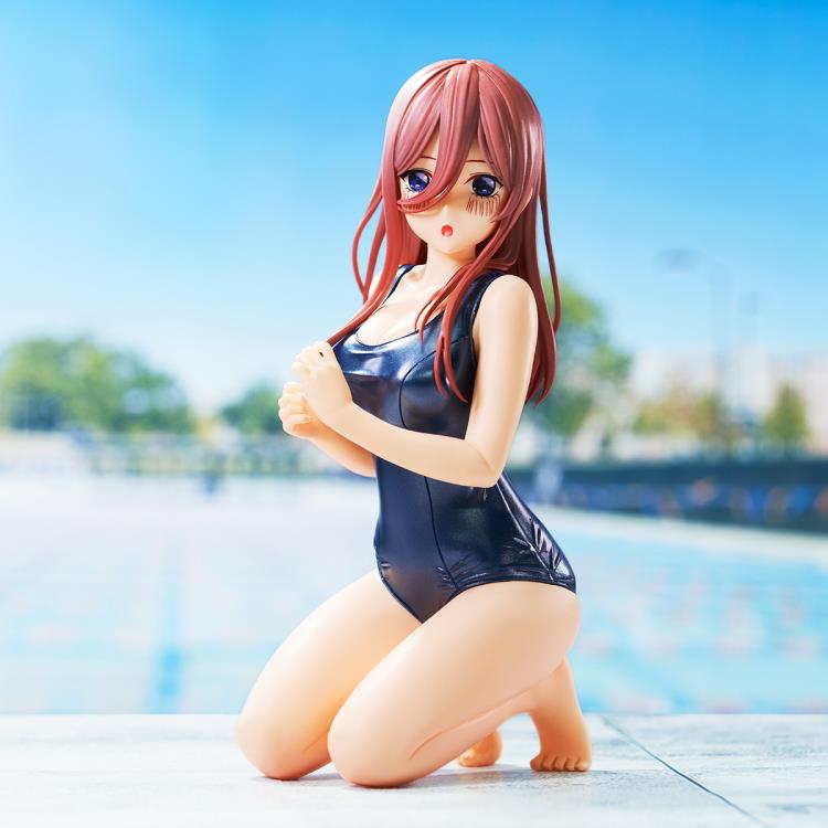 Quintessential Quintuplets Miku Swimsuit Version figure