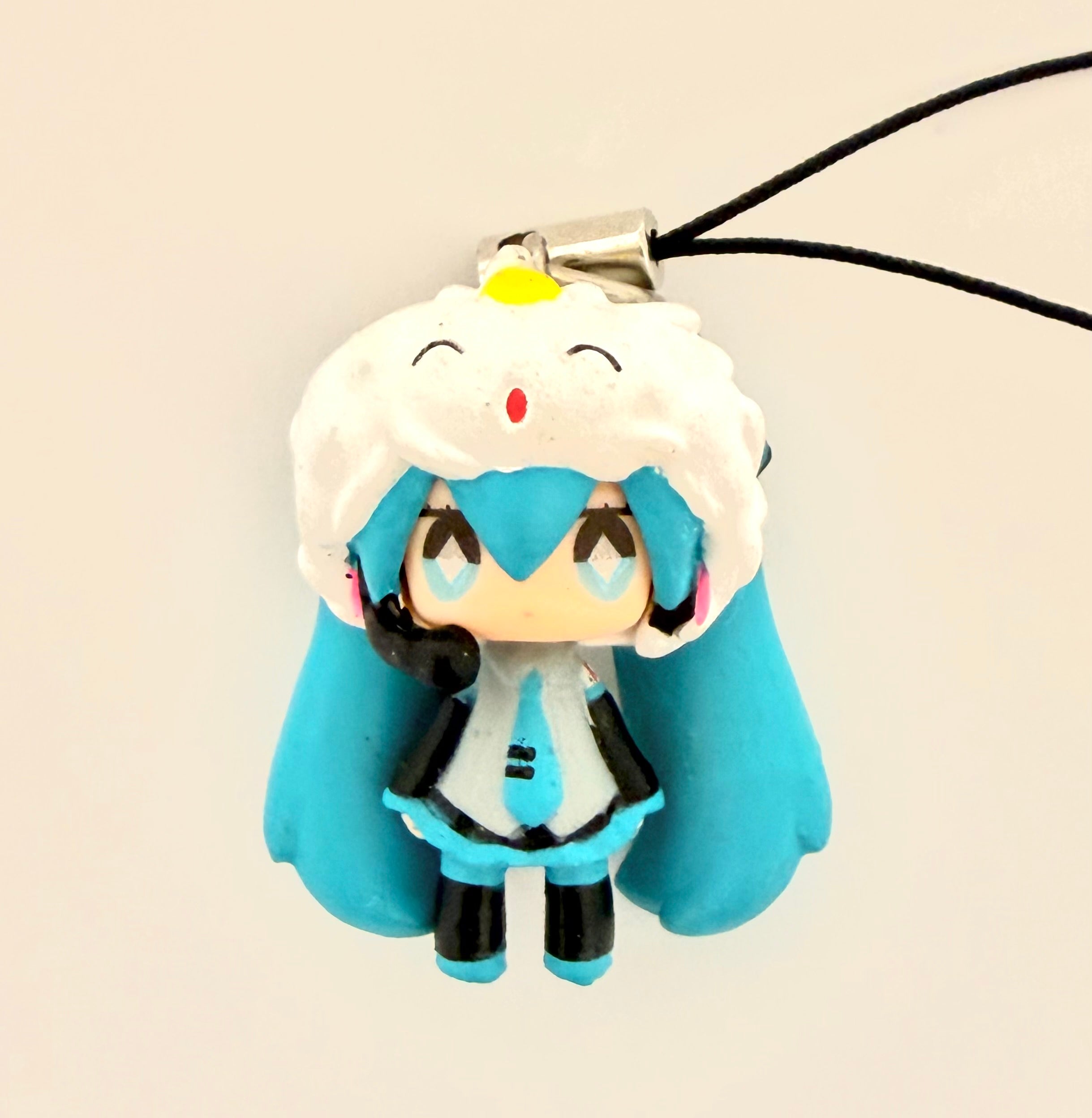 Vocaloid Hatsune Miku RARE Phone Charm Mini Figure Keychain JP