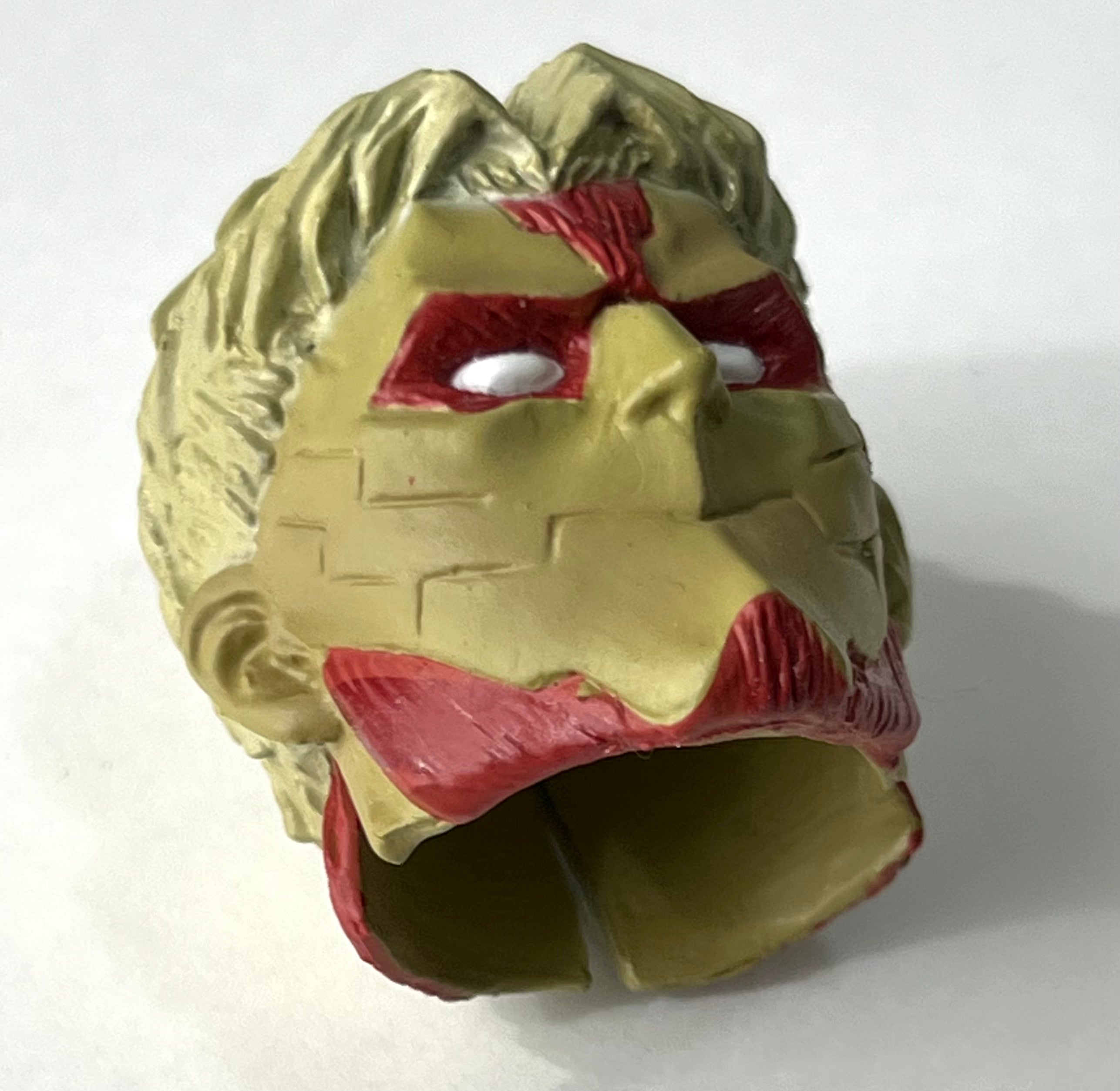 Attack On Titan Reiner Head Mini Figure rare