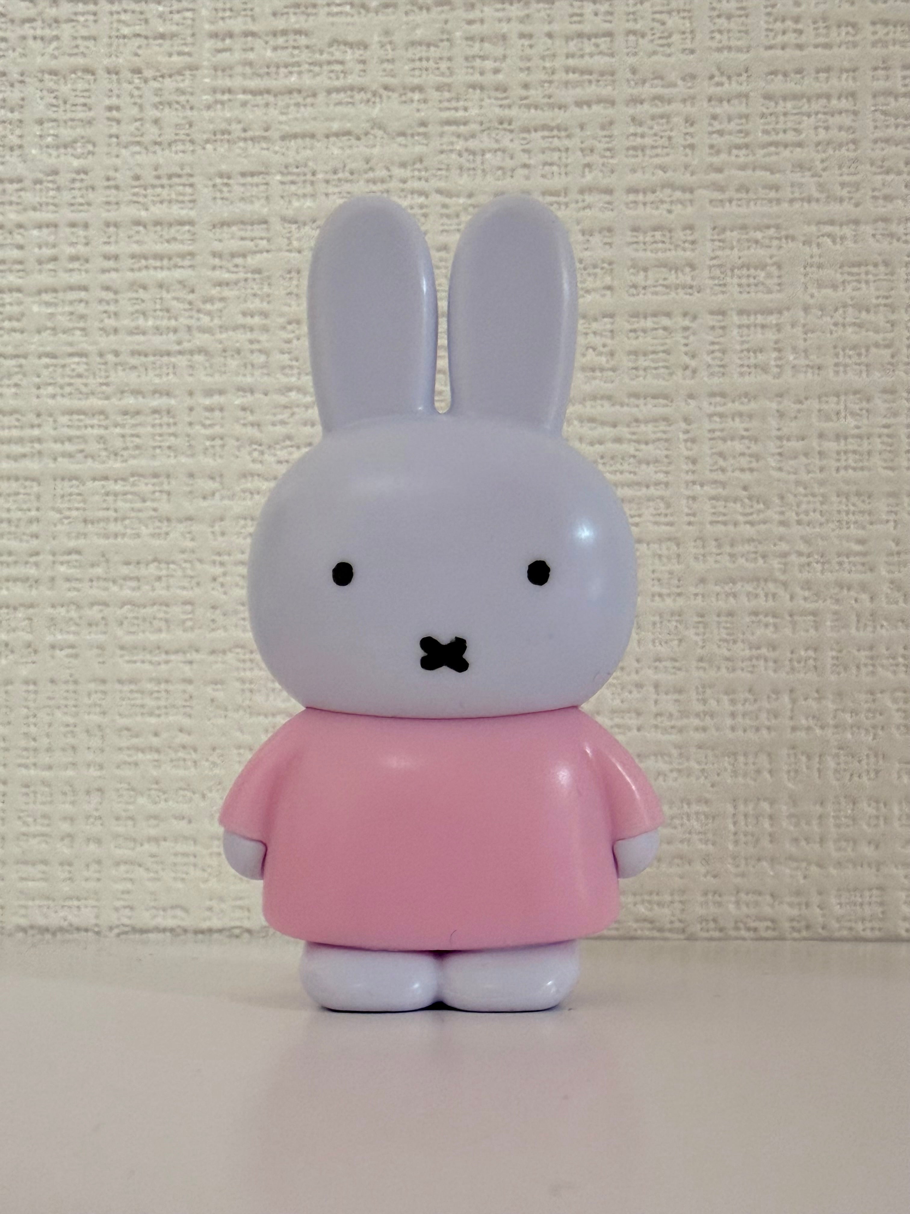 Miffy  Official Pastel Mini Figure