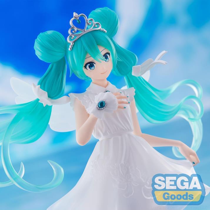 Vocaloid: Hatsune Miku 15th Anniversary Scale Figures by SEGA