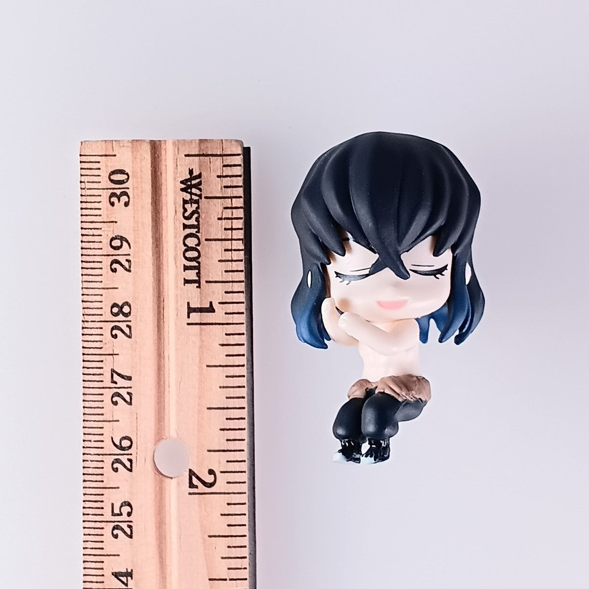 Demon Slayer Inosuke sleeping mini figurine cable accessory
