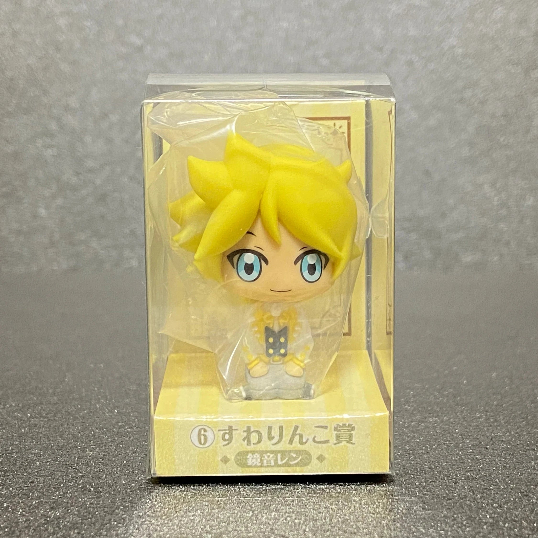 Vocaloid Kagamine Len Suwarinko 16th anniversary mini figurine by HMV