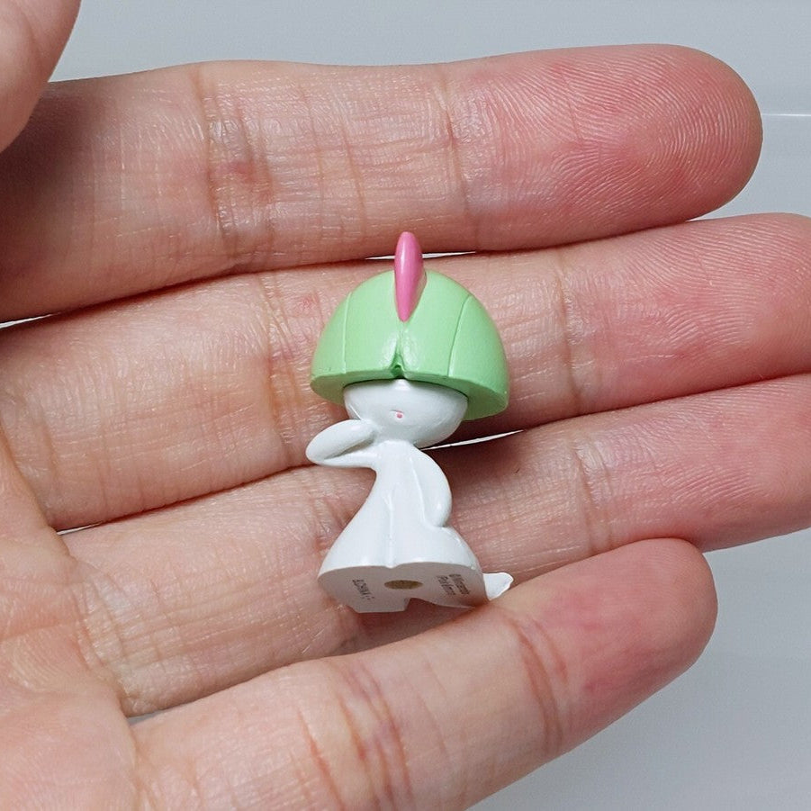 Pokémon Ralts mini figurine by Bandai