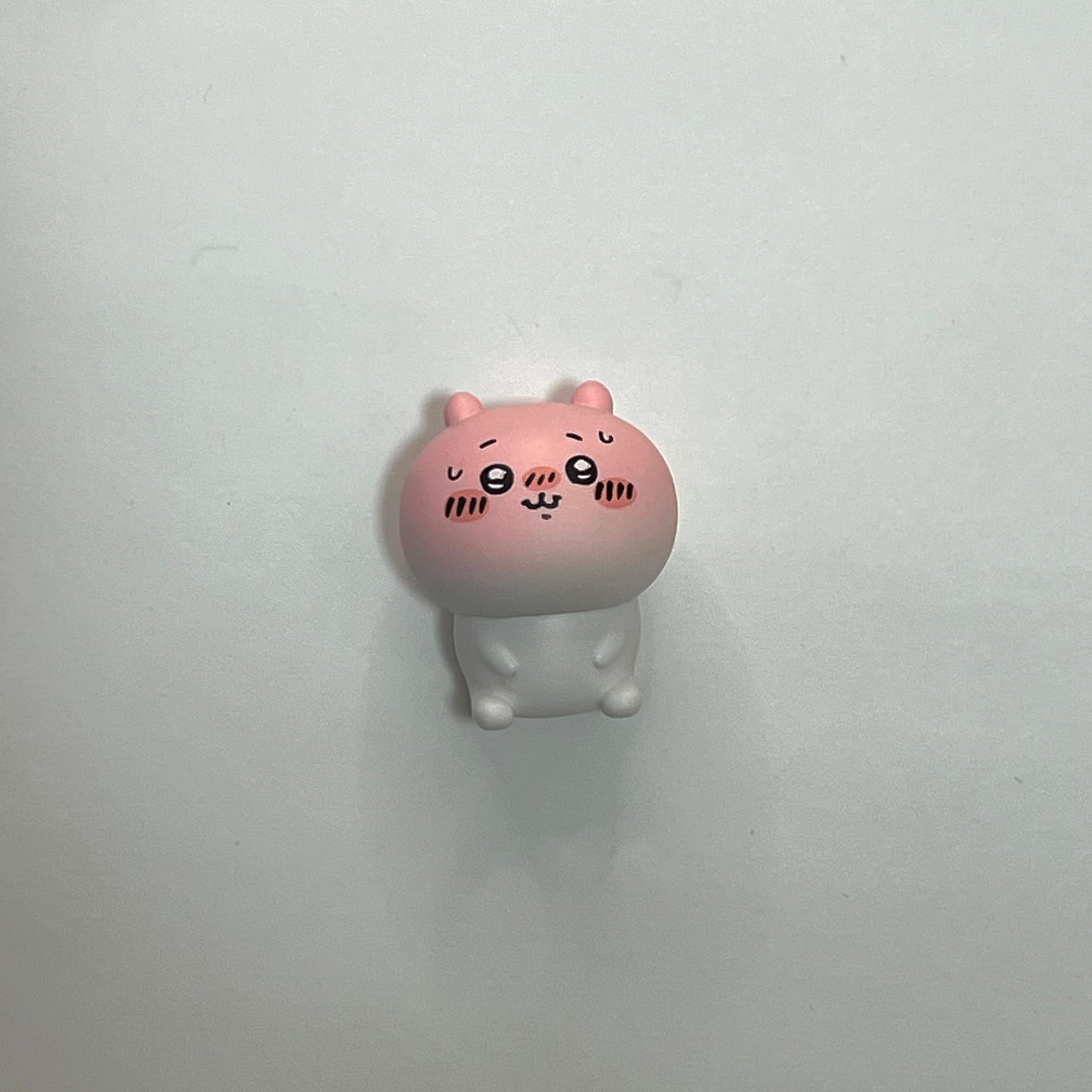 Chiikawa flushed mini figurine