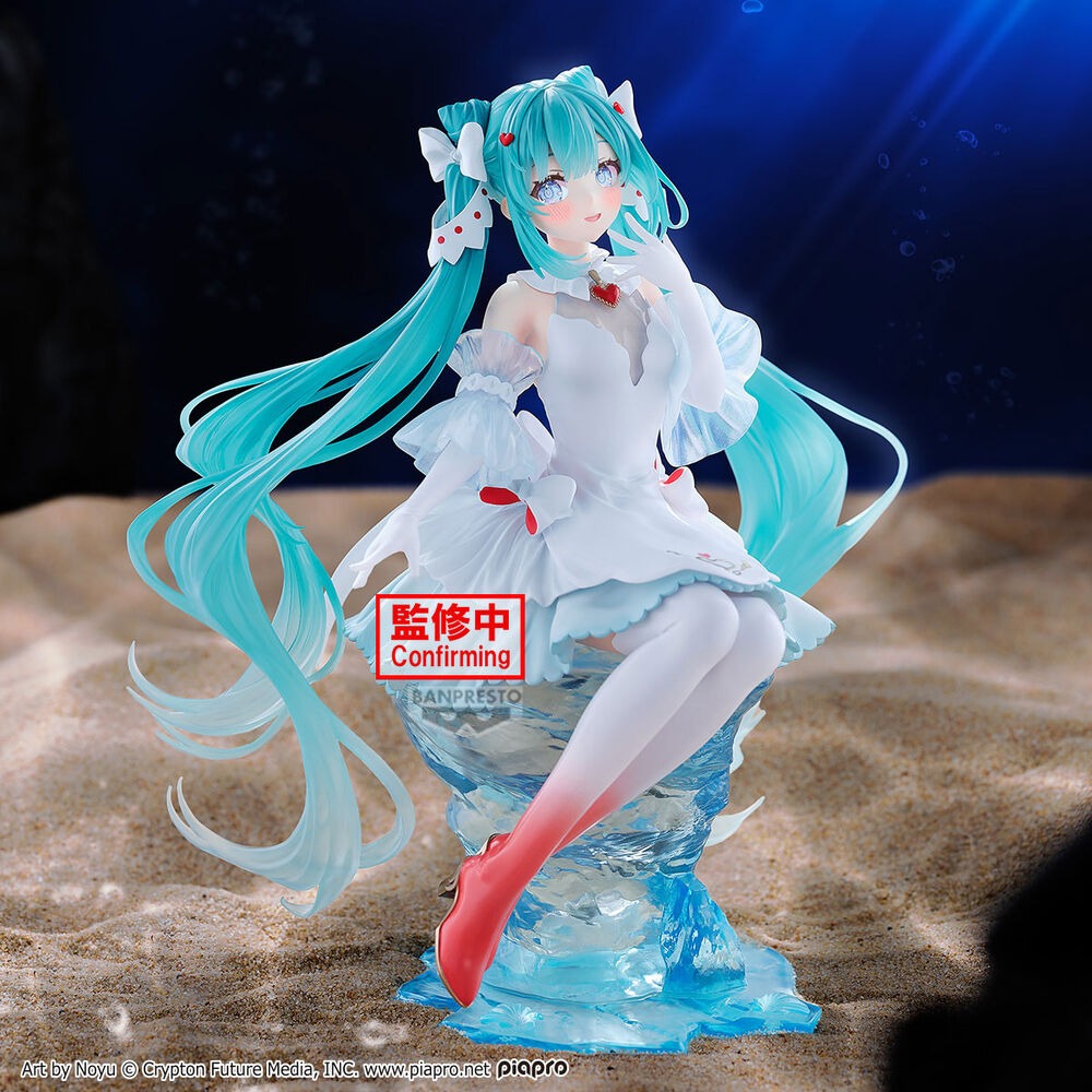 Vocaloid Hatsune Miku Clearluxe Clione Evolve Figure from Bandai Spirits Banpresto