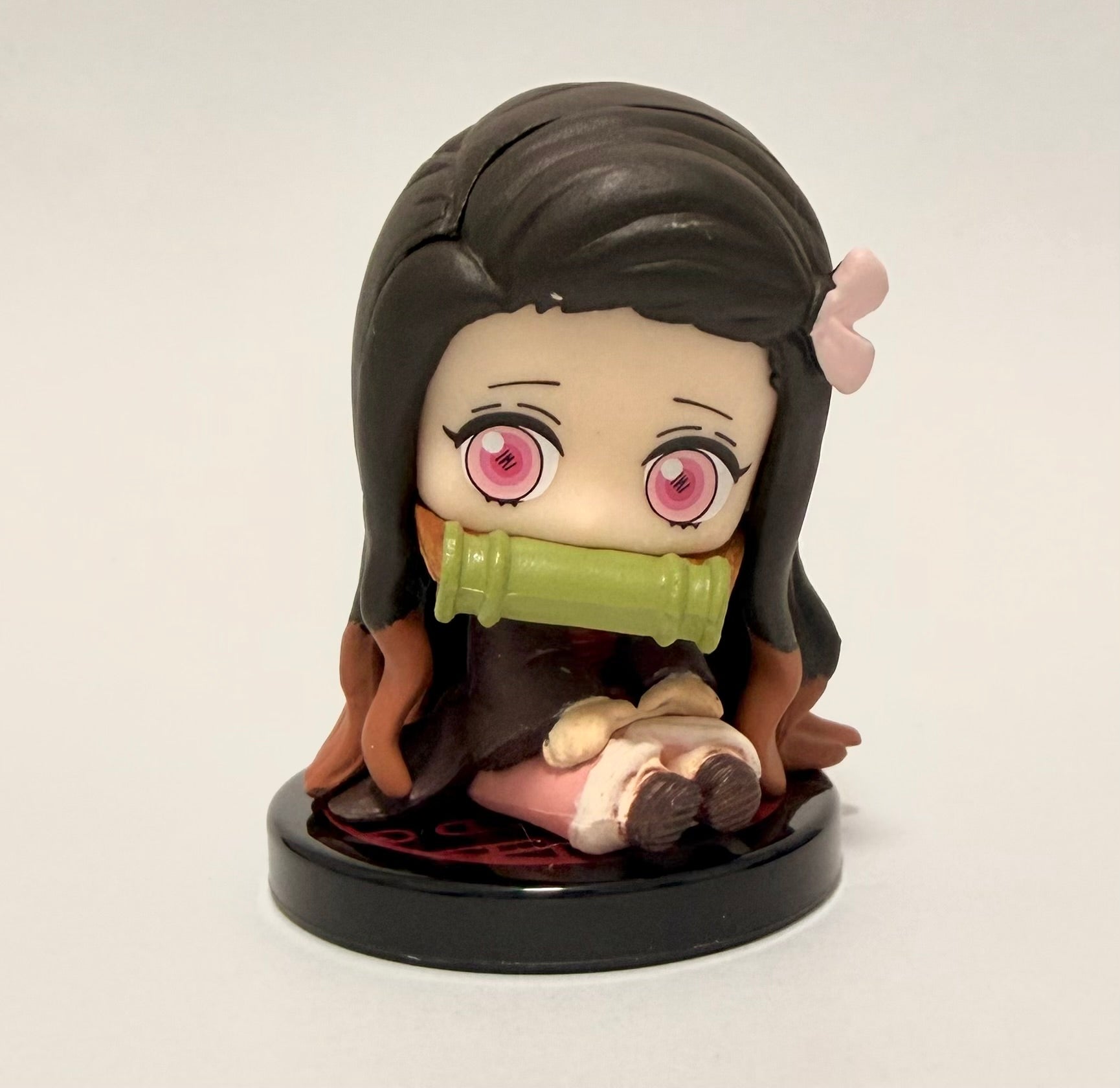 Demon Slayer Gashapon Suwarase-tai Nezuko Kamado mini figure