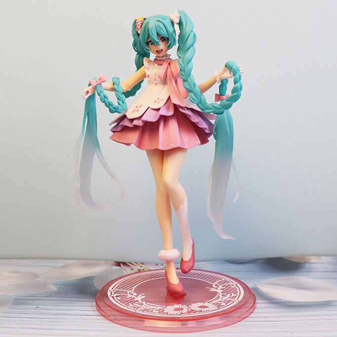 Vocaloid Hatsune Miku (Rapunzel Ver.) Wonderland Figure